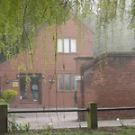 Yew Tree Guest House Bed & Breakfast